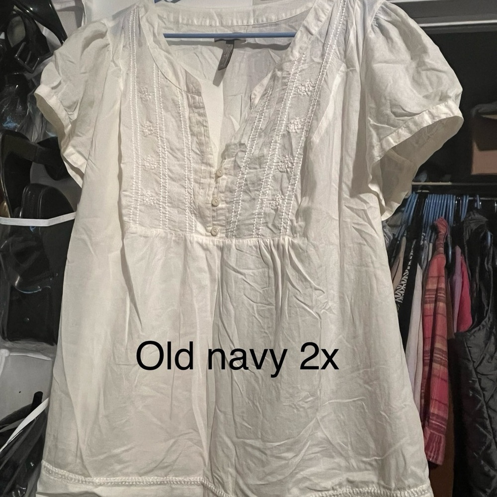 Old navy white top 2xl